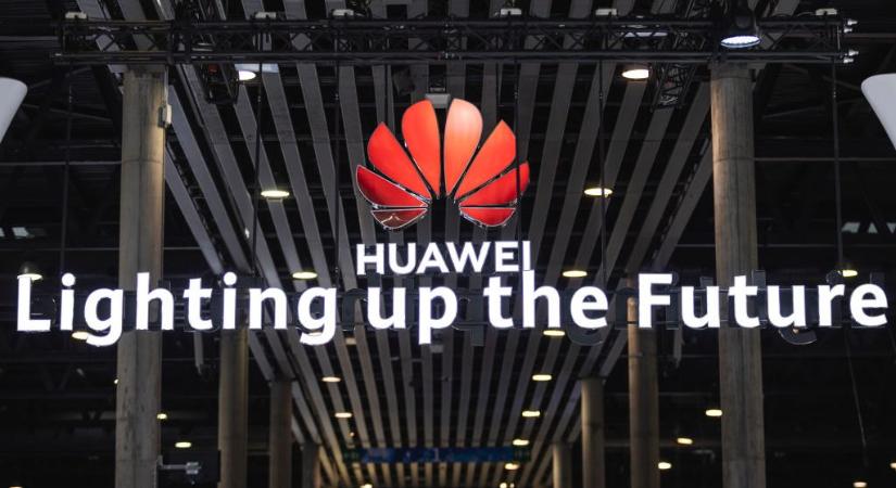 Kanada is kitiltja a Huawei-t