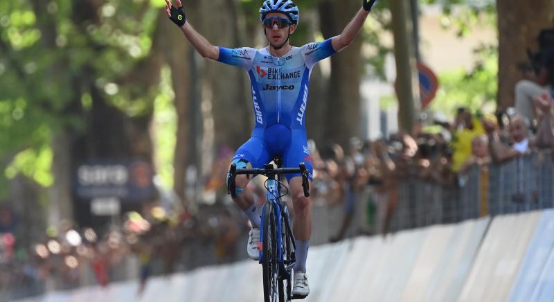 Giro d'Italia 14. szakasz: kiosztották a perceket, Simon Yates az etapgyőztes, Richard Carapaz az új éllovas