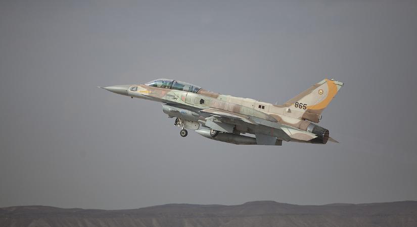 Izraeli katonai gépekre nyitottak tüzet az oroszok, új konfliktust robbanthat ki Putyin