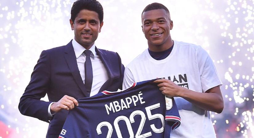 Mbappé 2025 nyaráig aláírt, marad a Paris Saint-Germain csapatában