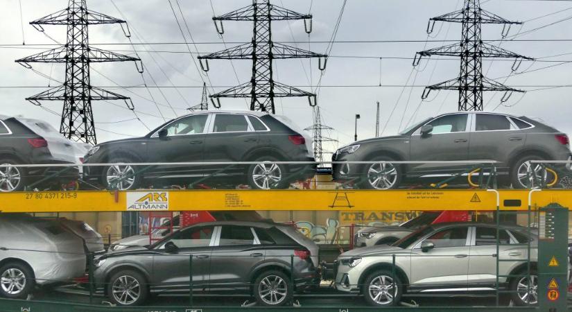 Alanyi jogon adná a jegybank az állami támogatást az elektromos autók vásárlására