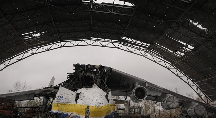 Újjáépítenék a világ legnagyobb repülőgépét az ukránok
