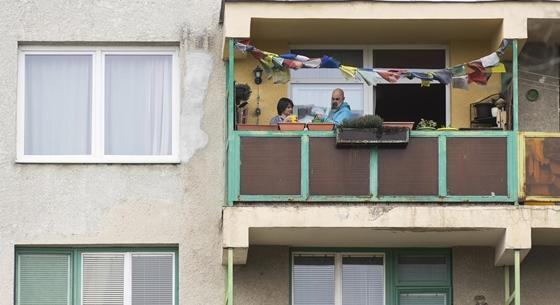 Kizuhant a hetedik emeletről, meghalt egy fiatal Budapesten