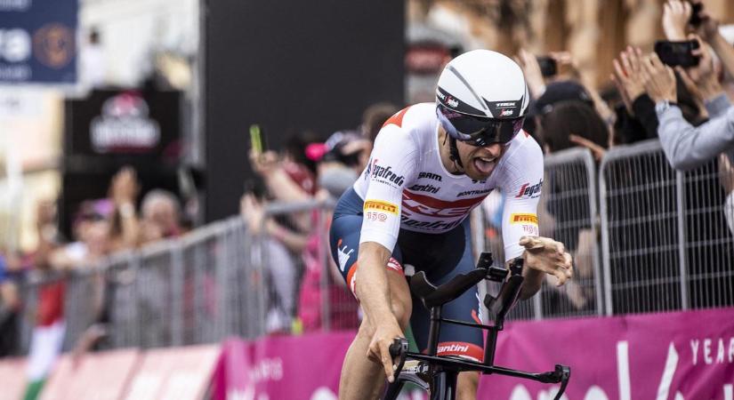 Giro: tömegbukás a rajt után, olasz győzelem a 15. szakaszon