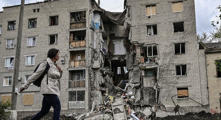 Robbanások rázták meg Korosztent, Zelenszkij szerint naponta száz ukrán hal meg a keleti fronton - Oroszország háborúja Ukrajnában – az Index hétfői hírösszefoglalója