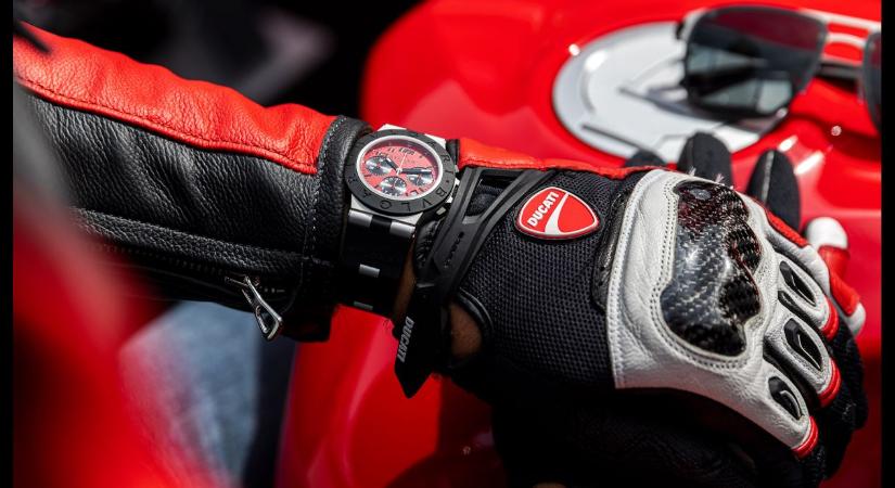 A legújabb Ducati egy Bvlgari Aluminium karóra