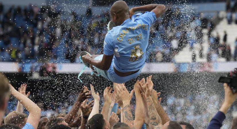 Videón a Manchester City hatalmas partija a bajnoki cím megnyerését követően