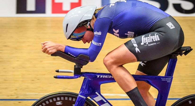 Ellen van Dijk megdöntötte az egyórás női kerékpározás világcsúcsát