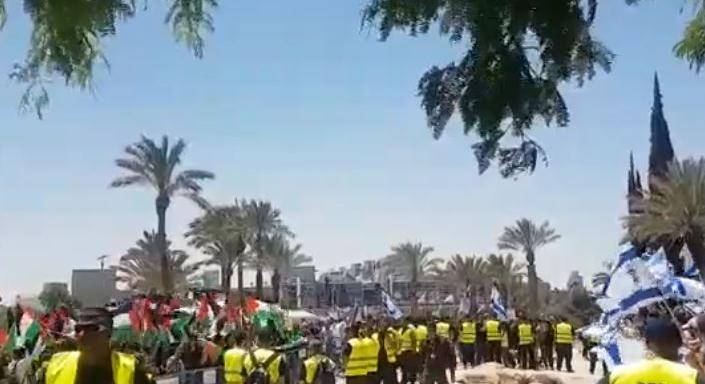 Palesztin zászlókkal tartottak diákok gyűlést a Ben-Gurion Egyetemen