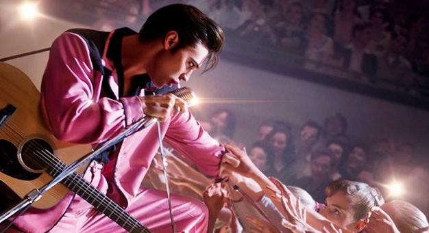 Elvis Presley megelevenedik a vásznon – Vadonatúj előzetest kapott a Királyról szóló mozifilm!