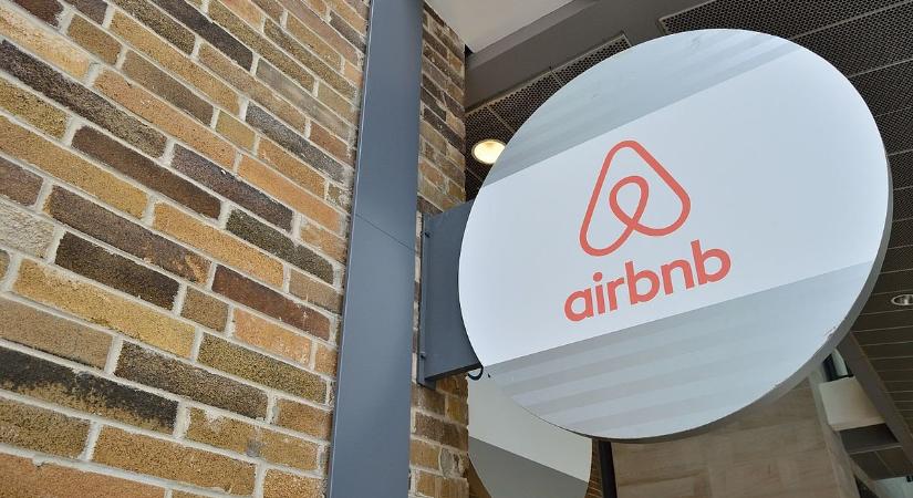 Túl szigorúak a lezárások, hatalmas piacról vonul ki az Airbnb