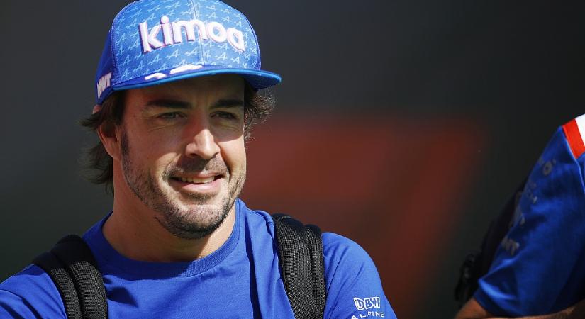 Alonso szívesen felvenné a harcot Verstappennel a Red Bullnál