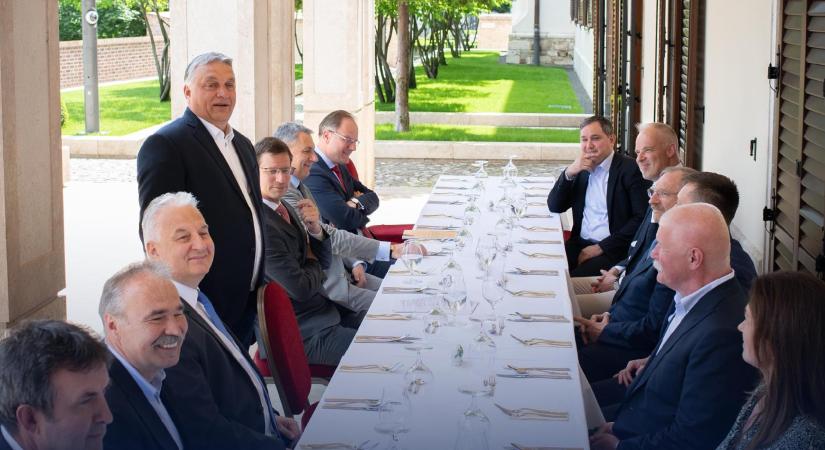 Kedden alakul meg az ötödik Orbán-kormány