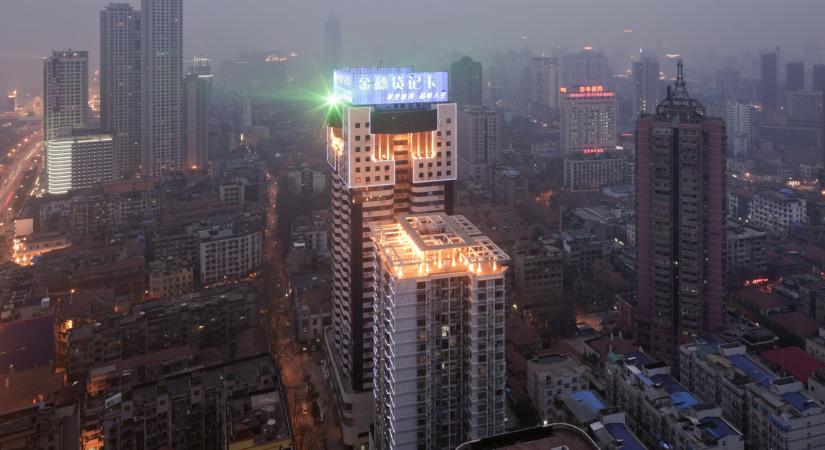 Bajban a kínai ingatlanóriások - A Goldman Sachs a legrosszabb forgatókönyvre számít