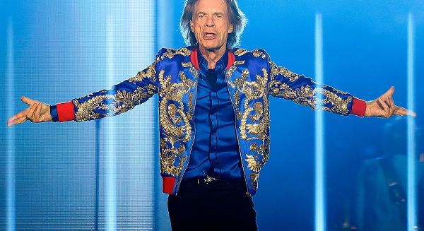 Mick Jagger: "ennyi idősen már nem lehetne rockzenét játszani"
