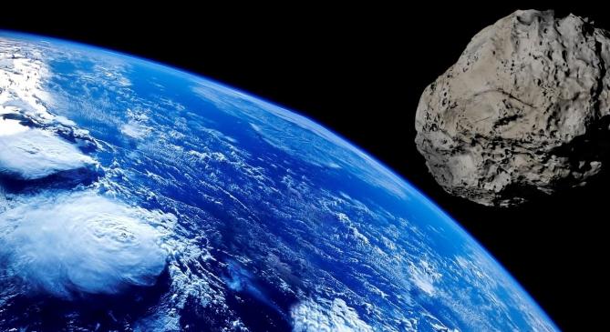 Az év legnagyobb ismert aszteroidája száguld el a Föld mellett pénteken