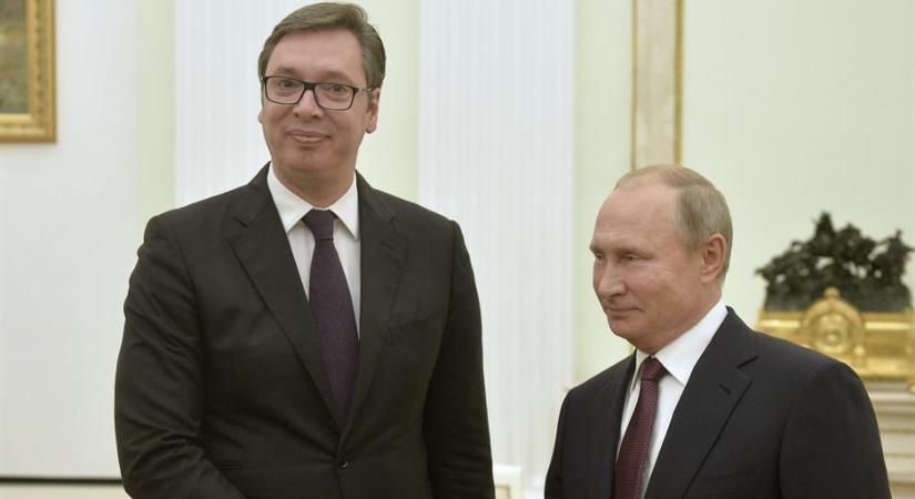 Peszkov: Nincs tervben, hogy Putyin Vučićtyal beszéljen