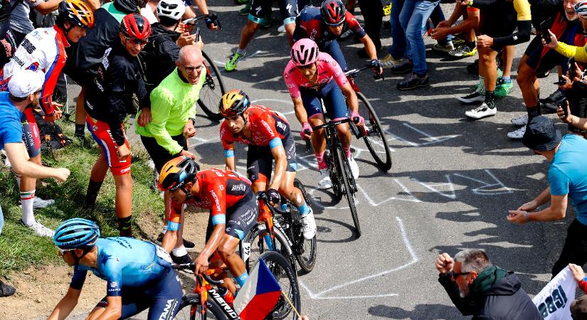 Giro: Peák Barnabás csapattársa nyerte a brutális hegyi szakaszt
