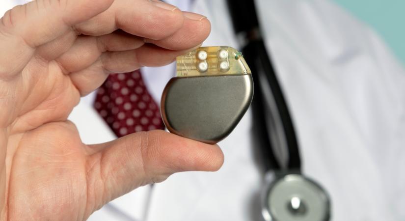 Felszívódó, átmenetileg használatos pacemakert fejlesztettek ki