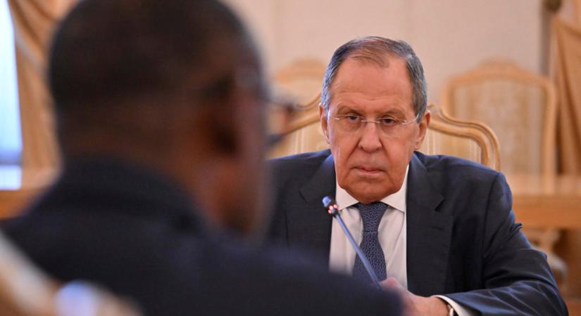 Lavrov: Moszkva nem biztos abban, hogy szüksége van-e a kapcsolatok megújítására a Nyugattal