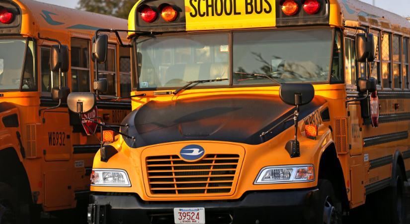 Agyonlőttek 14 gyereket egy texasi általános iskolában