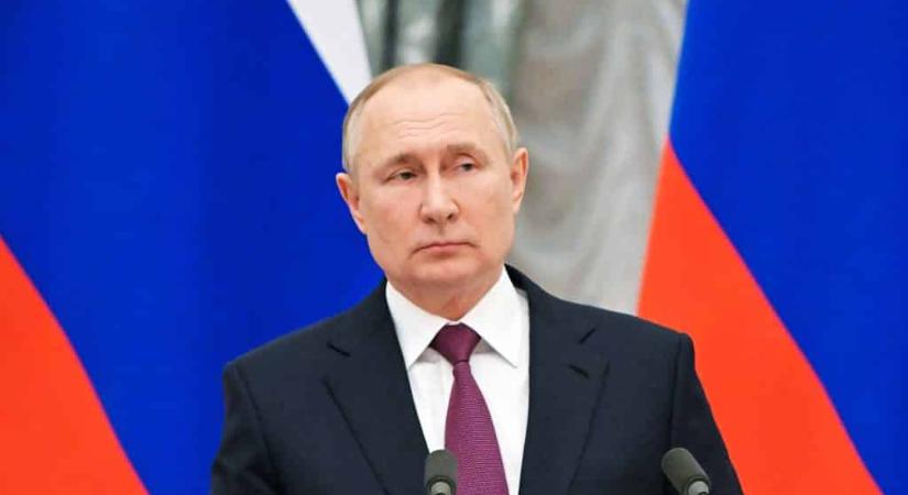Vlagyimir Putyin „sikeres rákműtéten esett át, és meghamisította televíziós fellépéseit” – állítják az orosz ellenzék