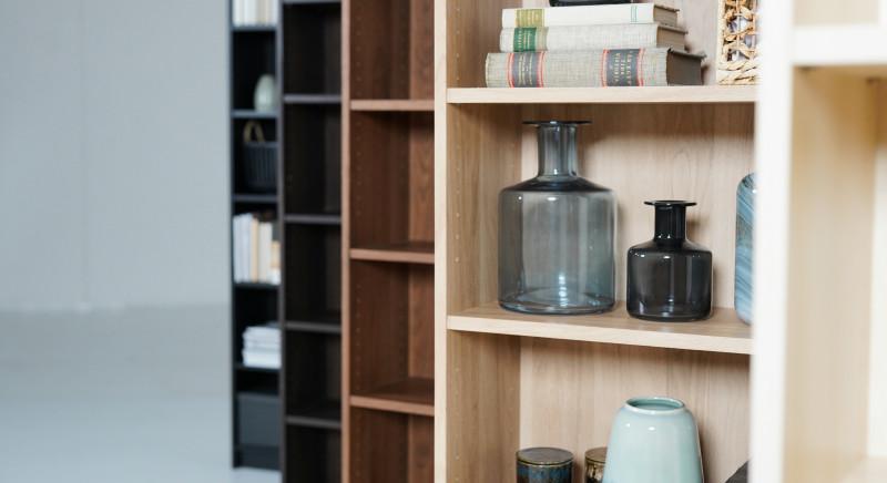 Az IKEA megújítja ikonikus BILLY könyvespolcát