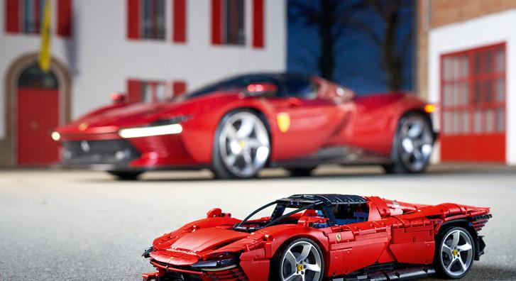 Hamarosan bárki megépítheti saját tűzpiros Ferrariját