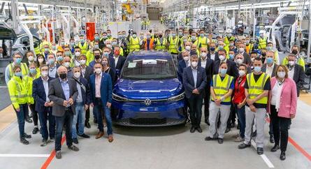 A Volkswagen új, 100%-ban elektromos autókat gyártó telephelyet indít Németországban