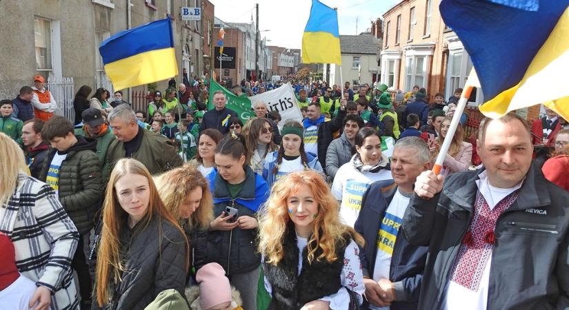Komoly gondot okozhatnak Írországnak az ukrán menekültek