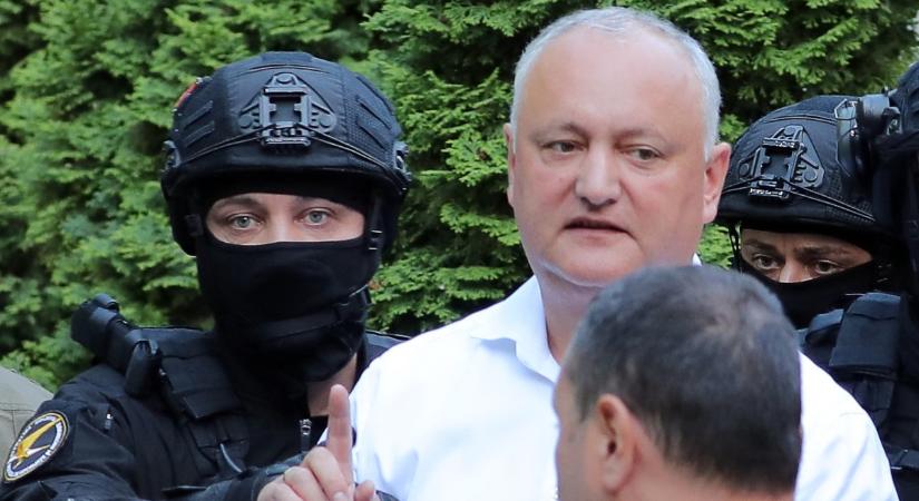 Őrizetbe vették a Putyin barátjának tartott egykori moldovai vezetőt