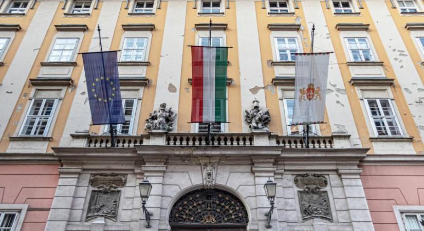 Fidesz: a baloldalnak fontosabb a vita, mint a város ügyeinek intézése