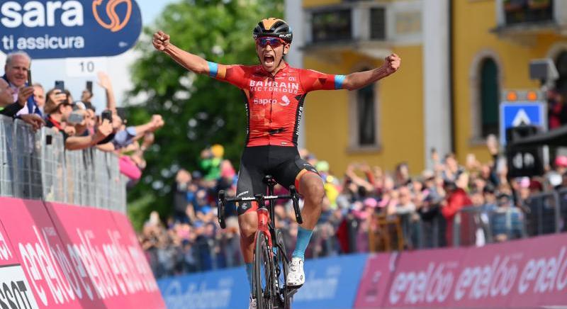 Giro d'Italia 17. szakasz: Santiago Buitrago az etapgyőztes, Valter Attila egész napos szökés után 15.!