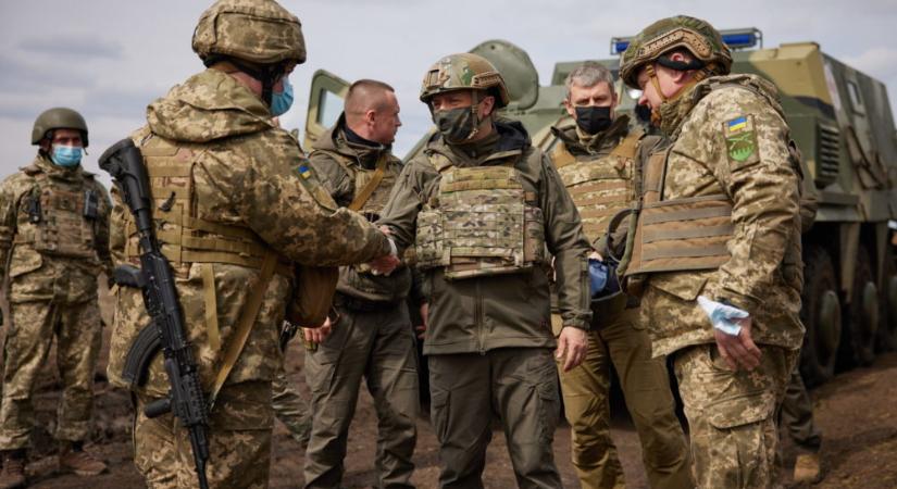 Az ukrán hadsereg nem kezdett el visszavonulni a Donyec-medencében
