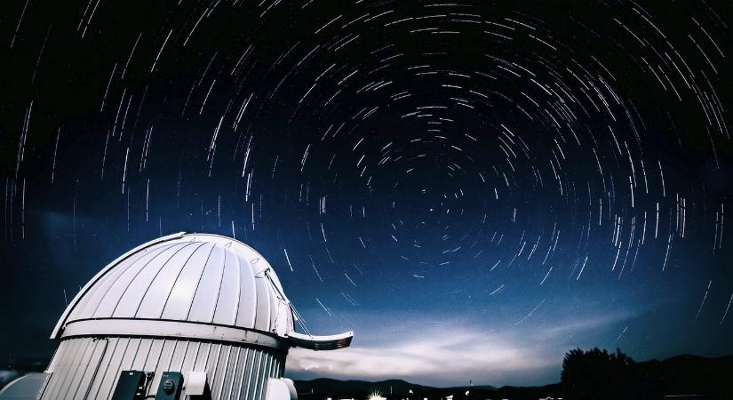Különleges meteorkitörés várható május utolsó napján, óránként 100-10 ezer hullócsillag is látható lesz