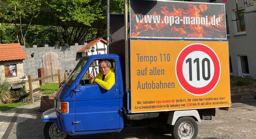 55 km/órával tötyögve tiltakozik az autópályán egy német öregúr