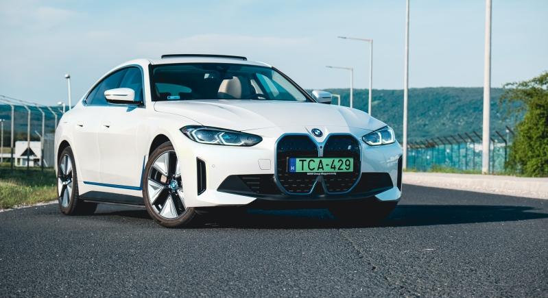 BMW i40 eDrive40 teszt (2022) – A szerethető villanyautózás hírnöke