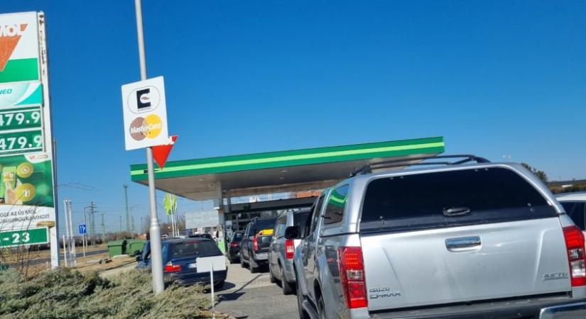 Király Zsolt: A felvidéki magyarok ihatják meg az olcsó magyar benzin eltörlésének levét