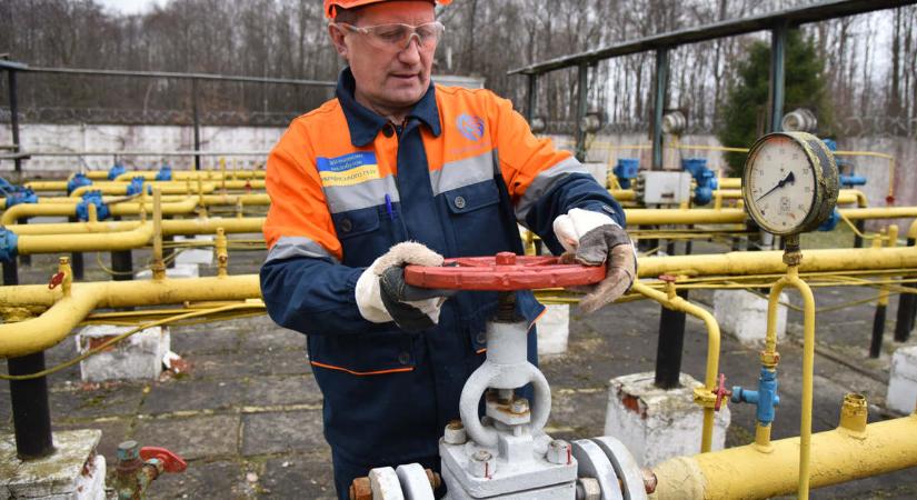 Kik fizetnek még rajtunk kívül a gázért az orosz Gazprombankon keresztül?