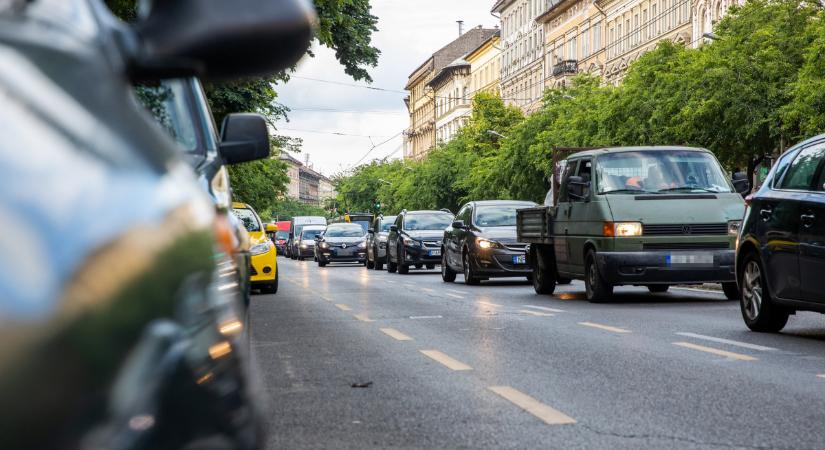 Bazsó Bálint (Azonnali.hu): Az autózás nem szabadságjog