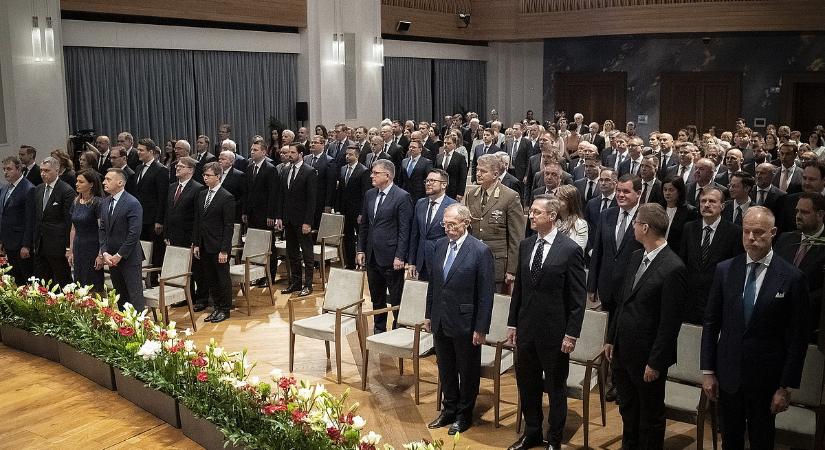 Az V. Orbán-kormányban 14 miniszter és 62 államtitkár dolgozik