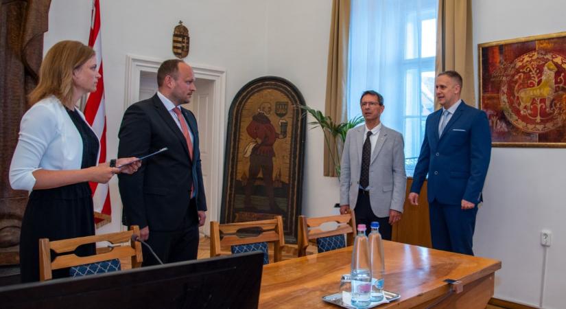Megválasztották Esztergom új alpolgármestereit