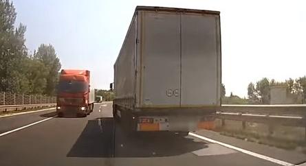 Több mint négymillió forintra büntettek egy román kamionost Mátészalkánál