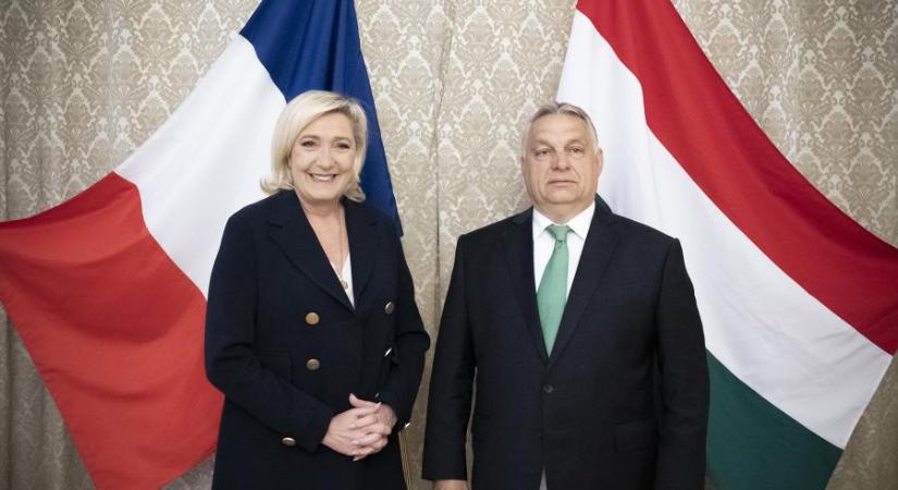 Orbán és Le Pen nagy egyetértésben ekézte Brüsszelt, „a hagyományos értékeket” képviselő pártok védhetik meg Európát