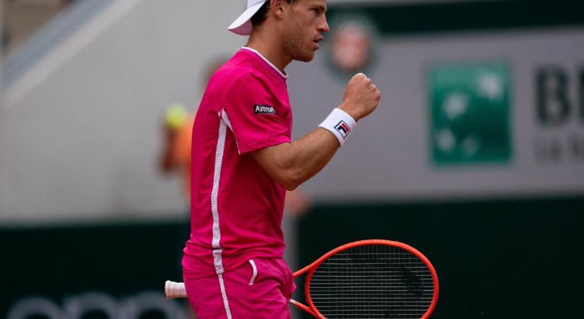 Roland Garros: Schwartzman elsőként a legjobb 16 között, kiesett Bencic