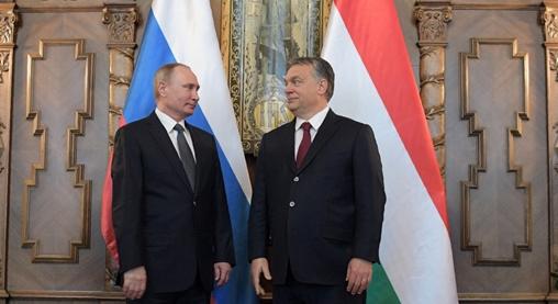 Orbán egy spin-diktáror, és sokban hasonlít Putyinra – mondja a New Yorker sztárpublicistája