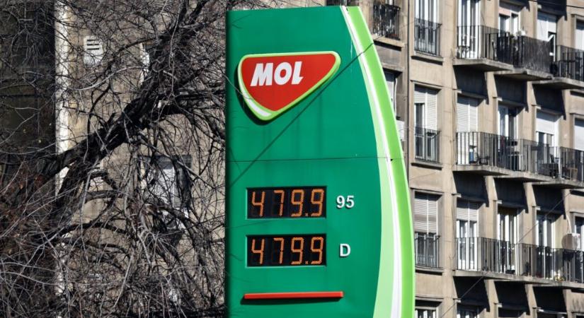 Így kell a Molnál tankolni, hogy 480 forintért kapj benzint