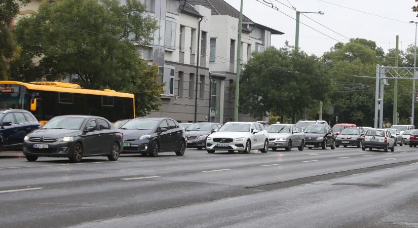 ÚtOn: Erős a délutáni forgalom Szegeden