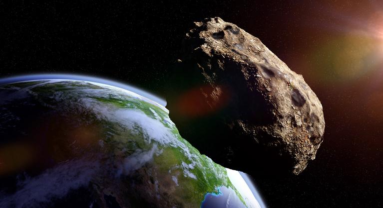 Potenciálisan veszélyes, hatalmas aszteroida közelít a Földhöz