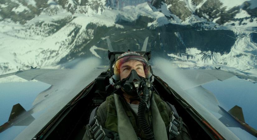 Óránként több millió forintot fizetett a stúdió a haditengerészetnek egy Top Gun: Maverickben látható vadászgépért, amit aztán Tom Cruise nem is vezethetett